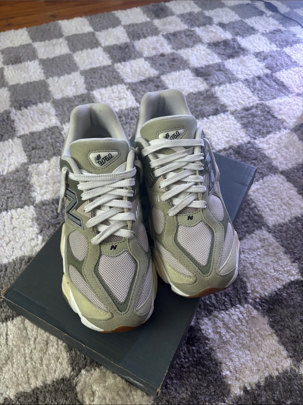 New Balance 9060 'Green Gum kids 7 medium